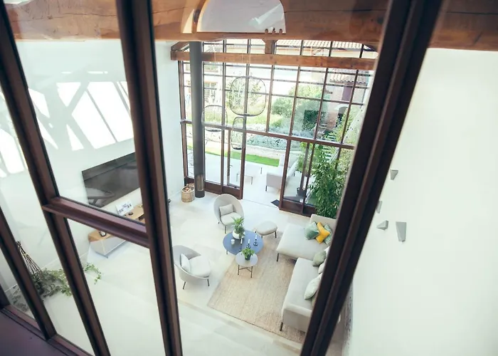 Le Relais De La Godasse Bed & Breakfast Reyrieux